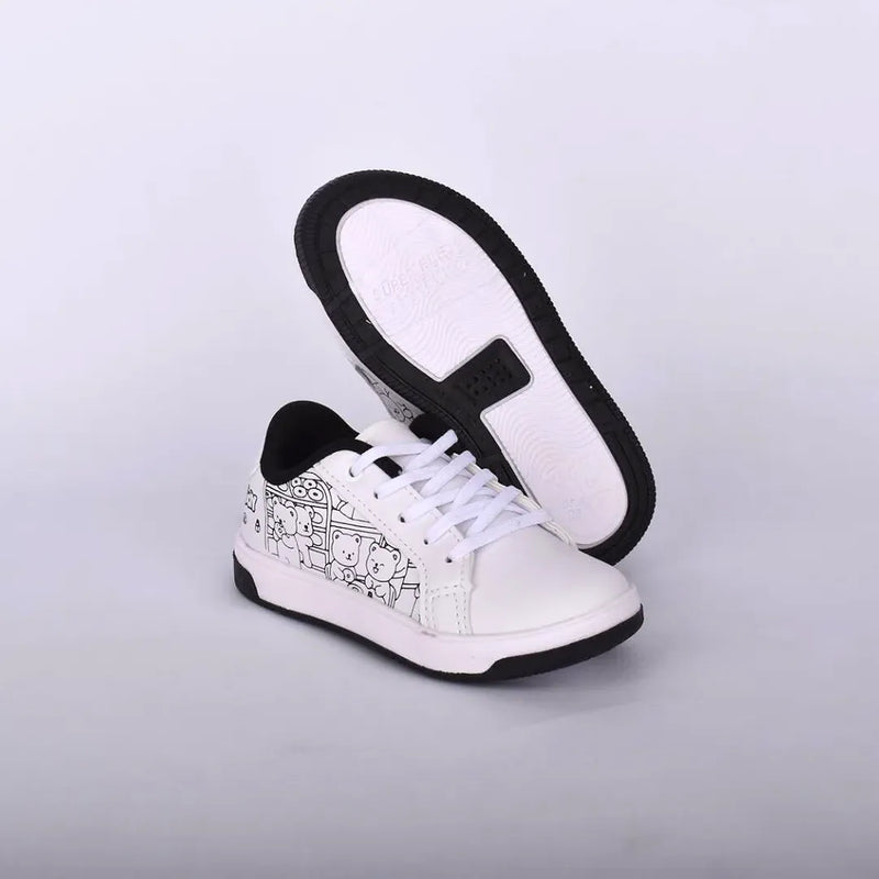 Tênis Astral Kidy Goods Branco e Preto + Livro para Colorir Kidy Goods