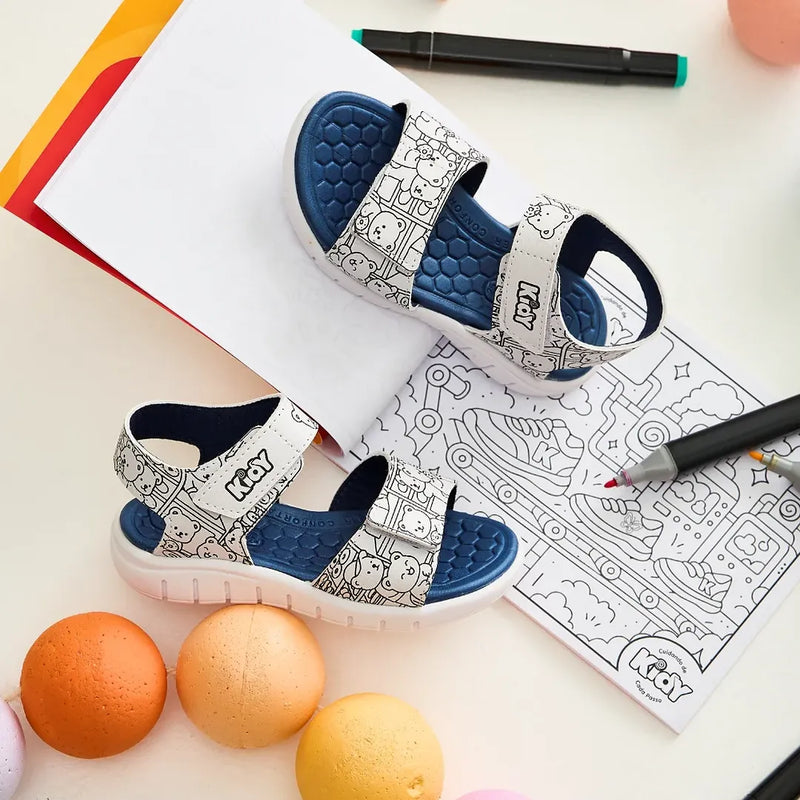 Sandália Kidy Toys Branco e Azul Marinho + Livro de Colorir Kidy Goods
